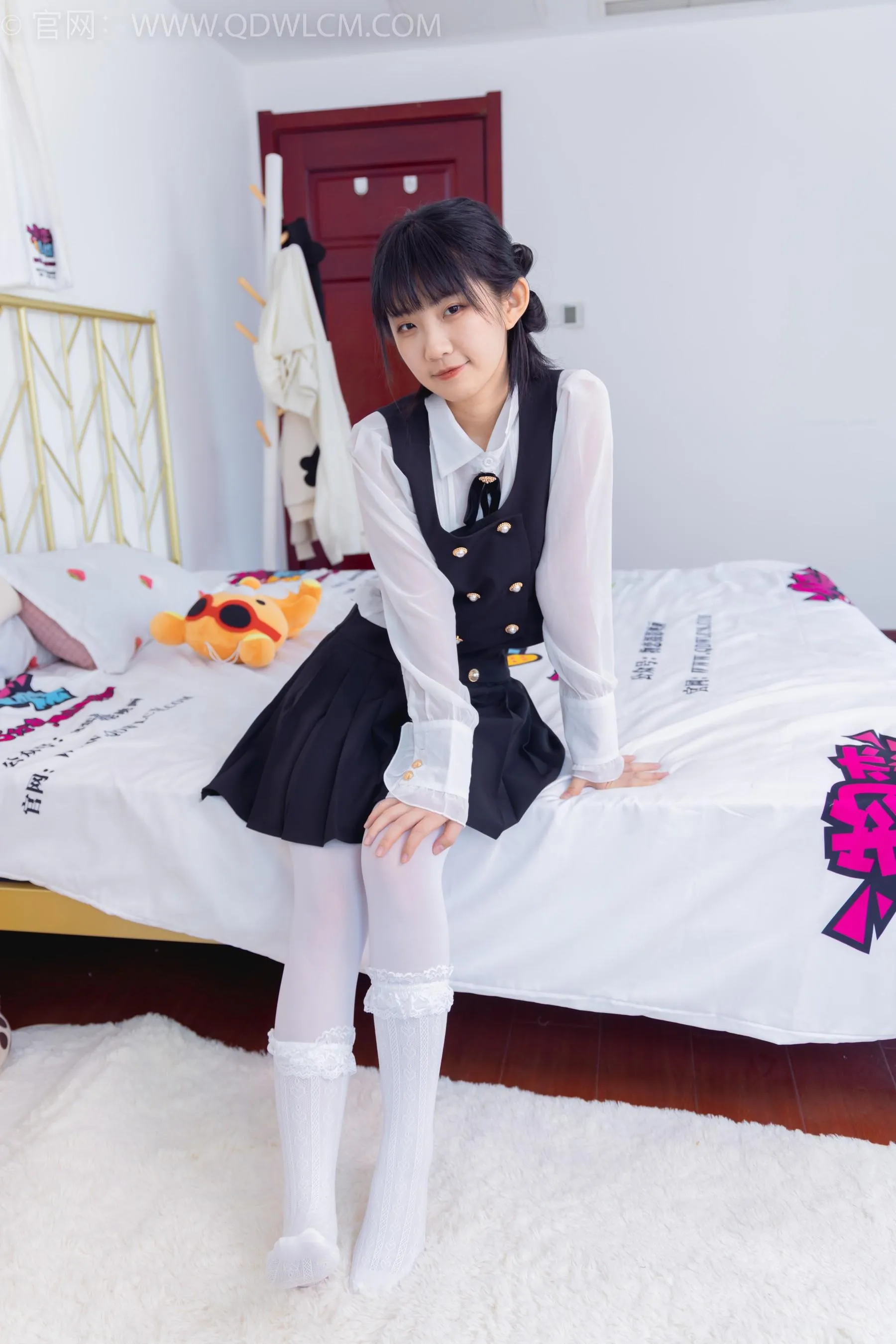 物恋传媒 NO.1555 暗月-蓝莓之恋 [155P]插图1